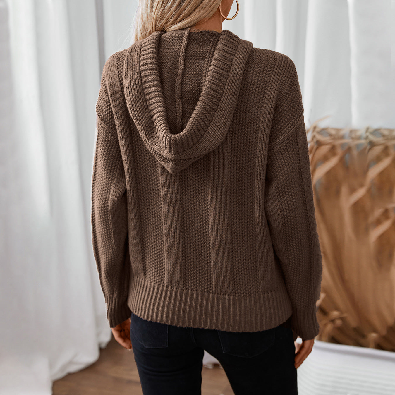 Damen lässiger Strickpullover mit Kapuze und Knopfdetails Sovae
