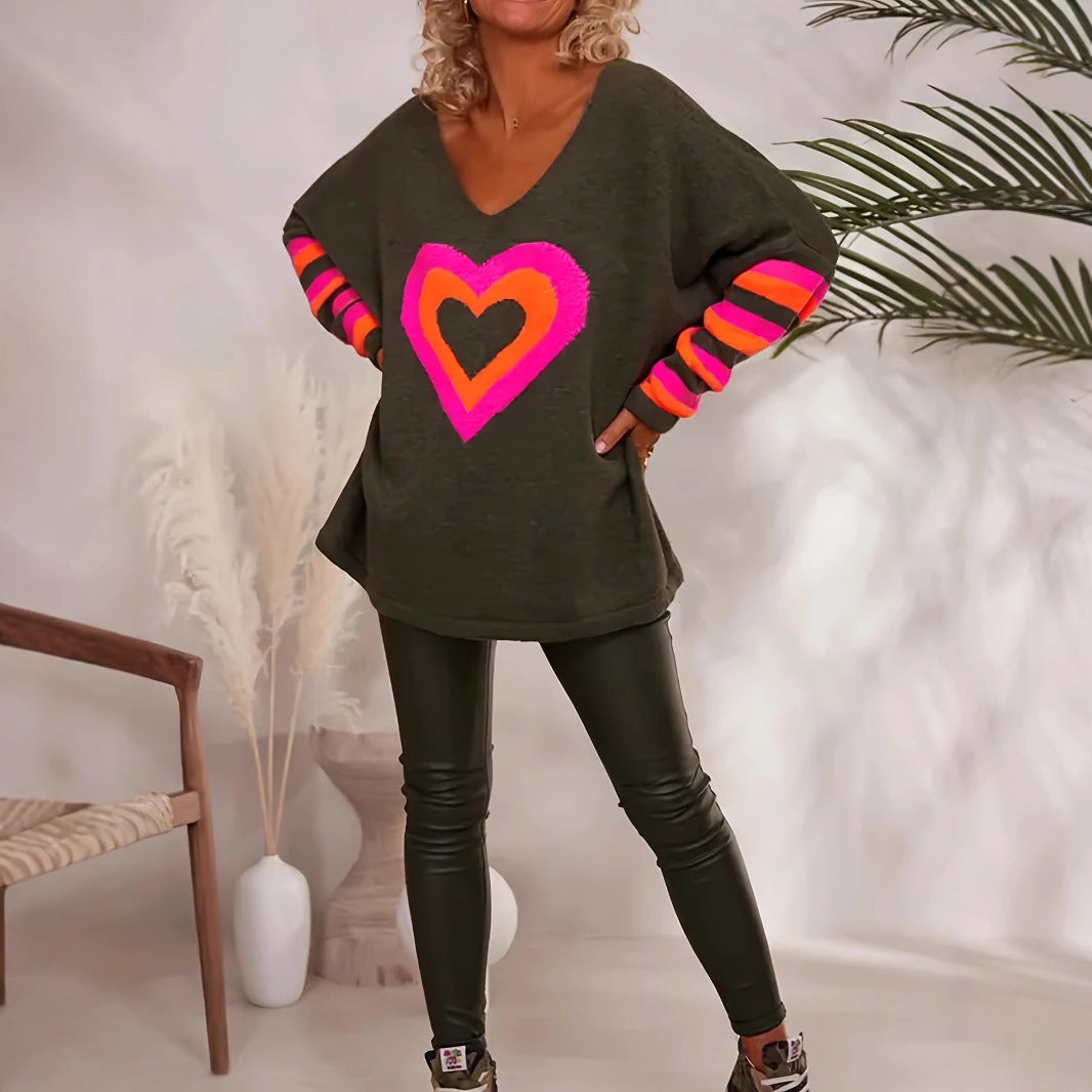 Damen Oversized Pullover mit Herzmotiv und bunten Streifen Sovae