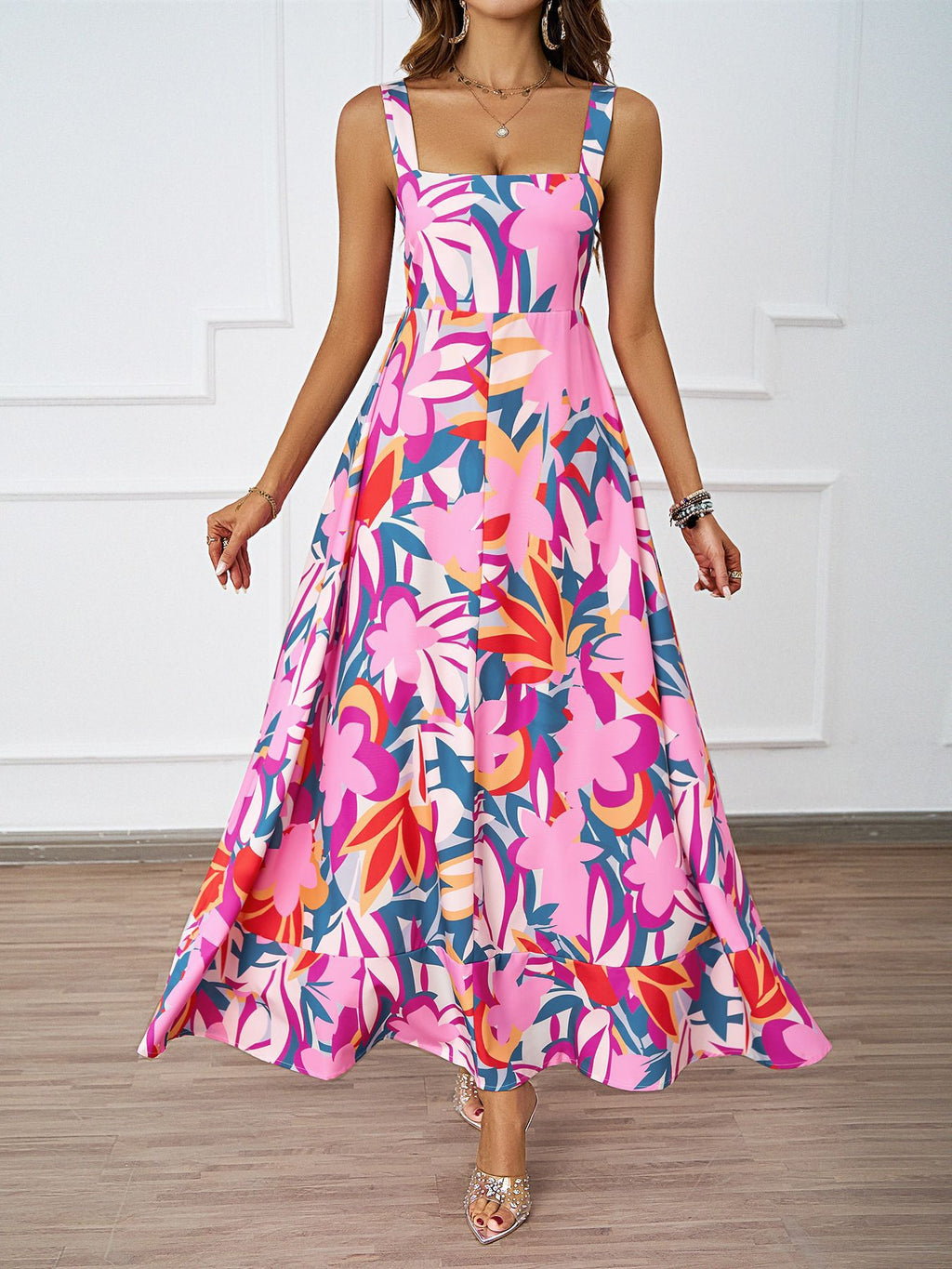 Damen Maxikleid mit floralem Design und schwingendem Saum Sovae