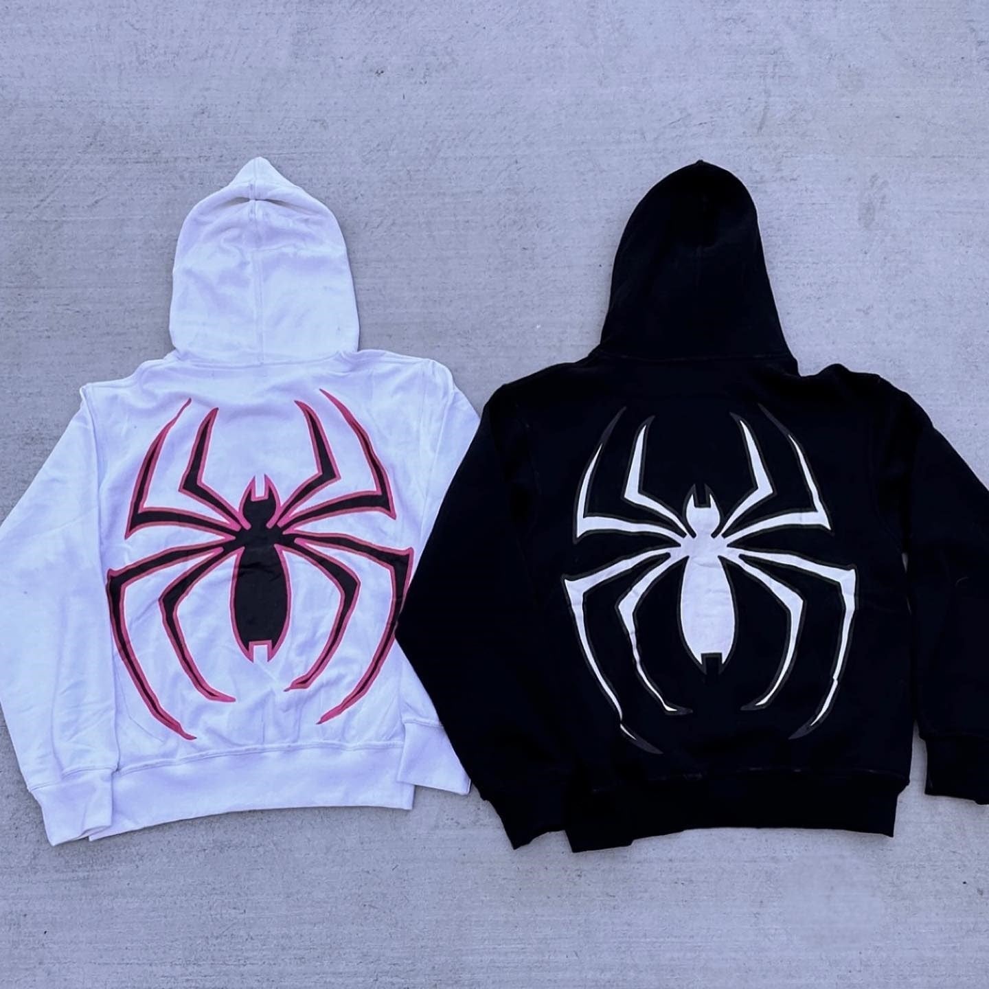 Damen Kapuzenpullover mit künstlerischem Spider-Motiv Sovae