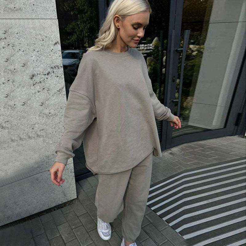 Damen lässiges Set mit oversized Pullover und bequemen Jogginghosen Sovae