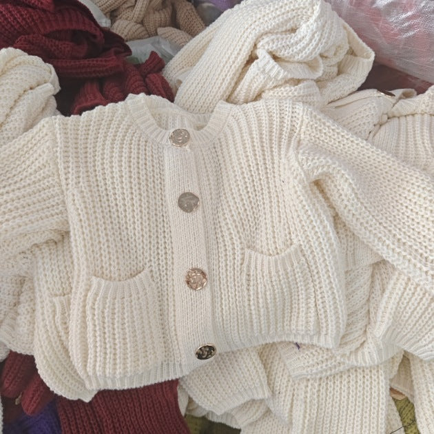 Damen kuschelige Strickjacke mit dekorativen Knöpfen und praktischen Taschen Sovae