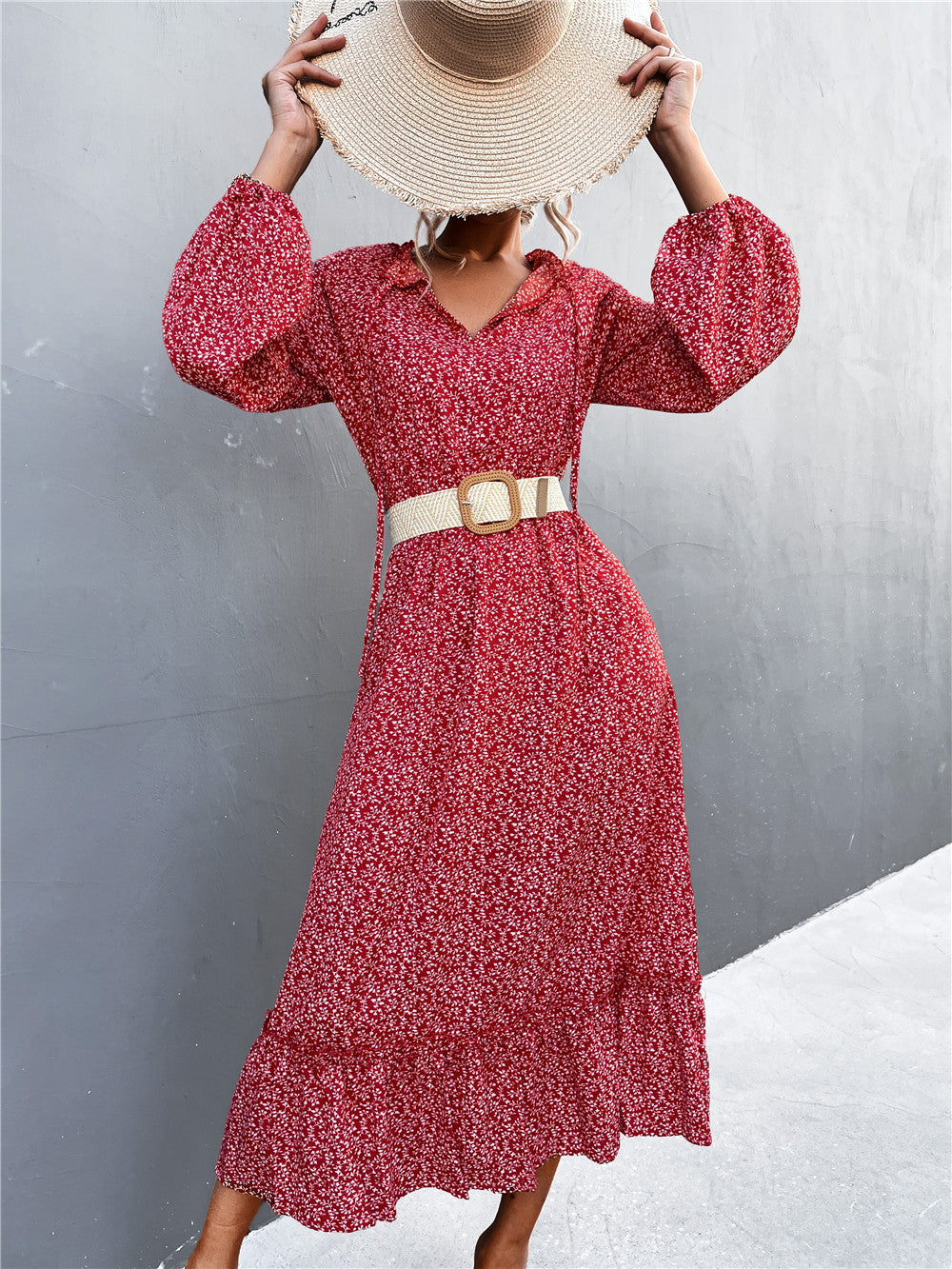 Damen Midikleid mit verspielt-floralem Design und weiten Ärmeln Sovae