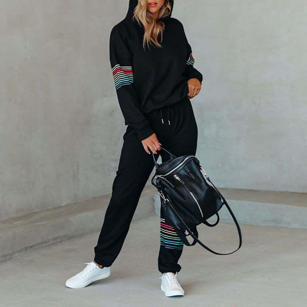 Damen Sportliches Hooded Sweatshirt mit modischen Farbstreifen Sovae