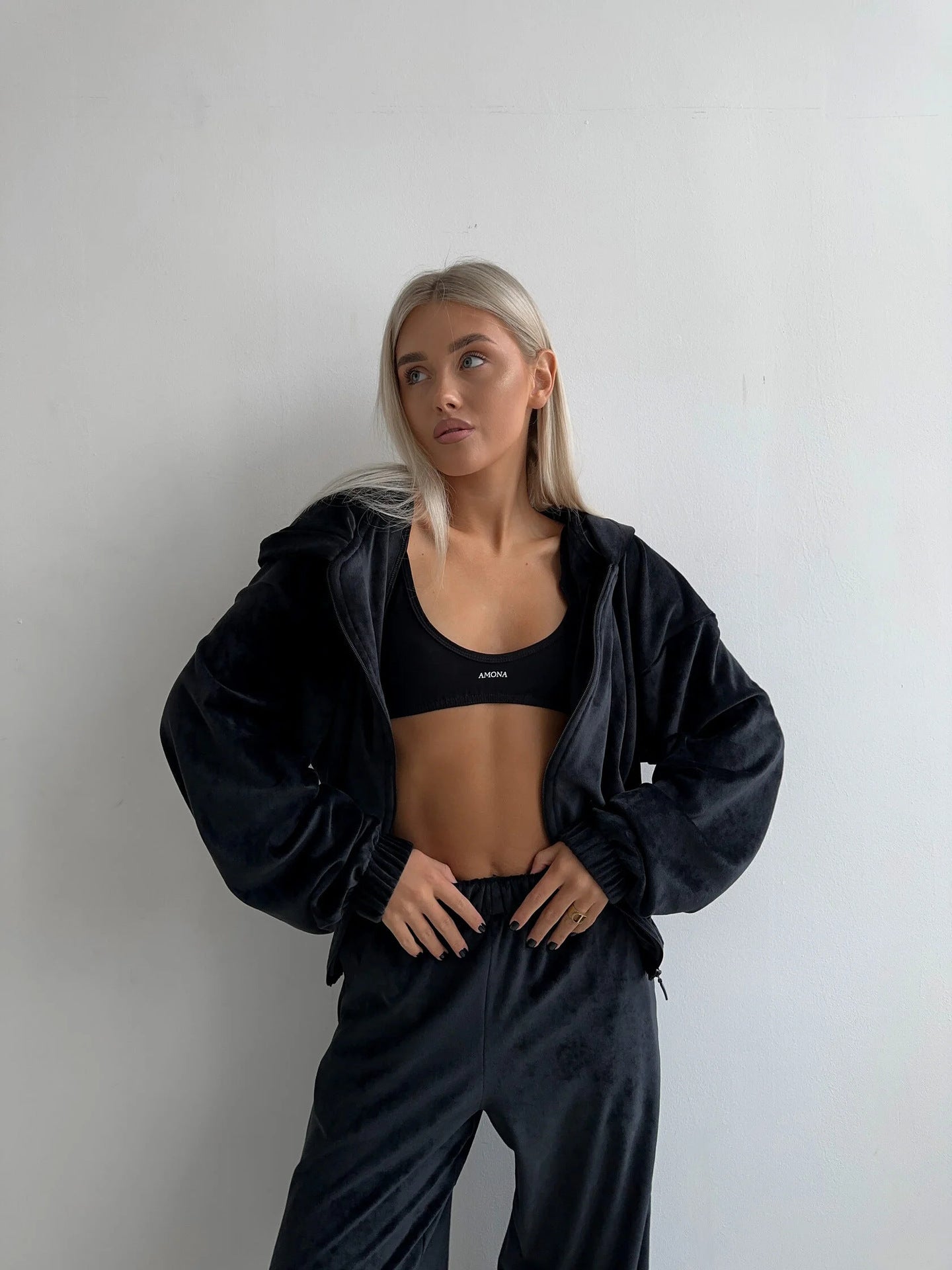 Damen Sportliches Velvet Loungewear-Set Sovae