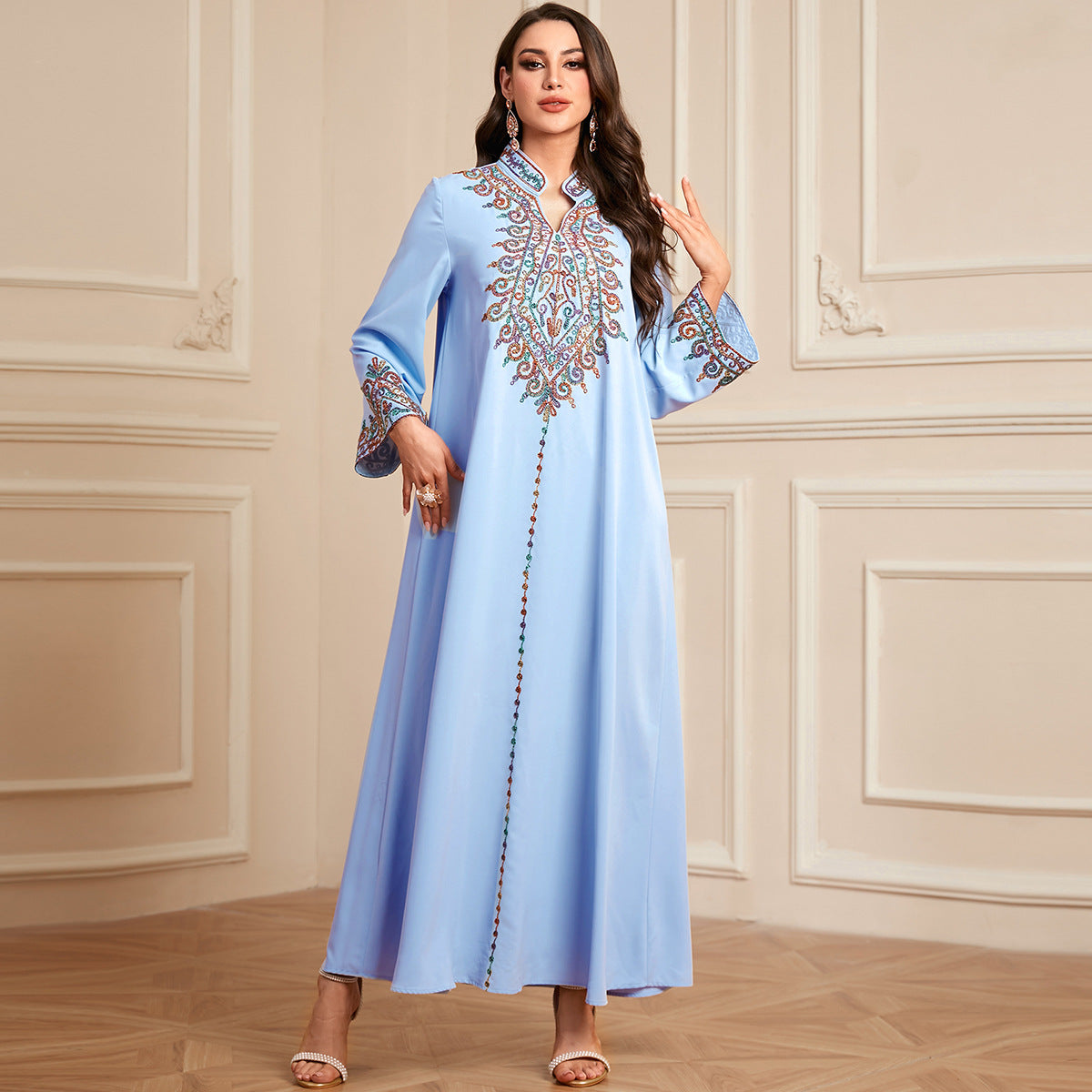 Damen Lange Kaftan Robe mit kunstvoller Stickerei Sovae