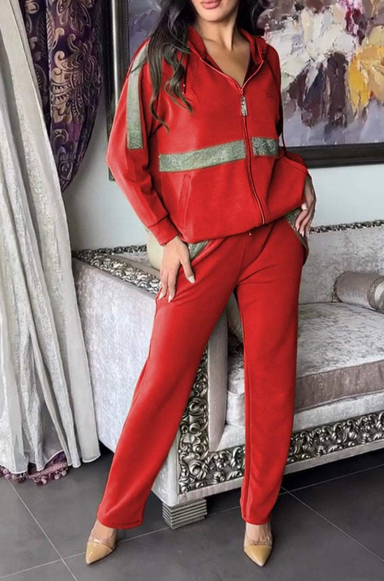 Damen sportliches und elegantes Freizeit-Set mit glänzenden Akzenten Sovae