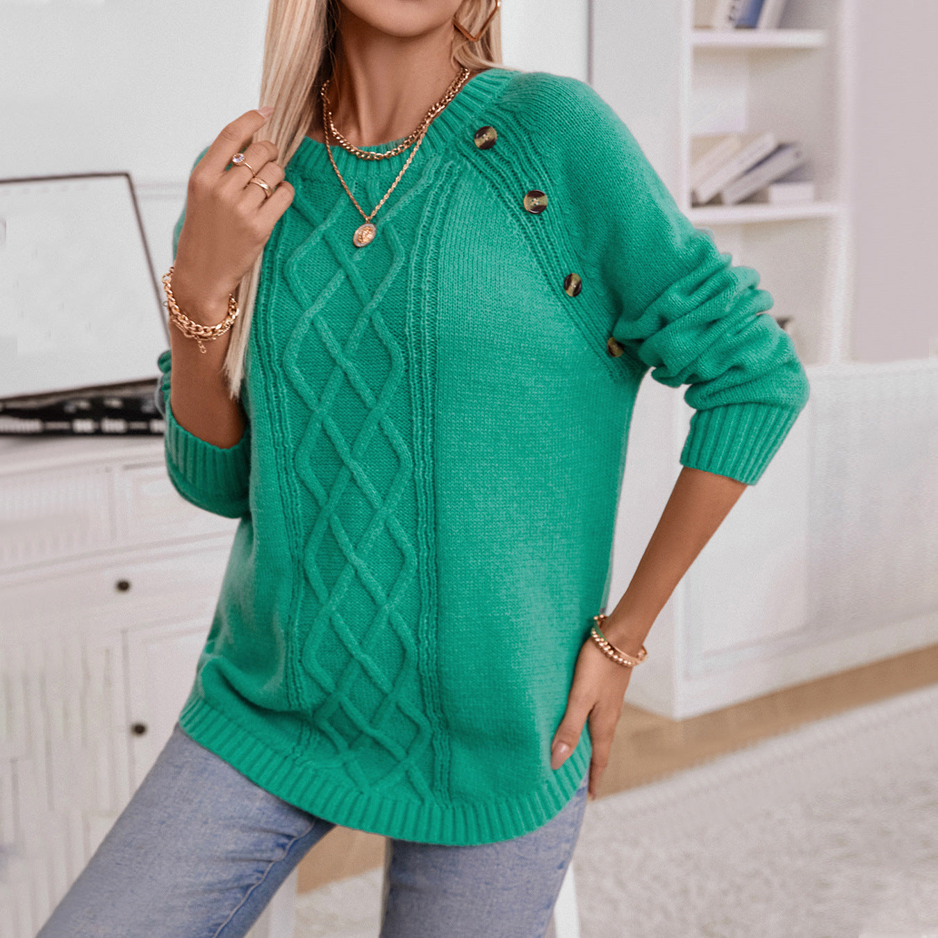 Damen Strickpullover mit dekorativem Zopfmuster und Knopfdetails Sovae