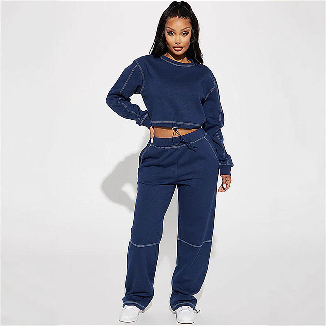 Damen Bequemer und stylischer Freizeitanzug mit Crop-Oberteil Sovae
