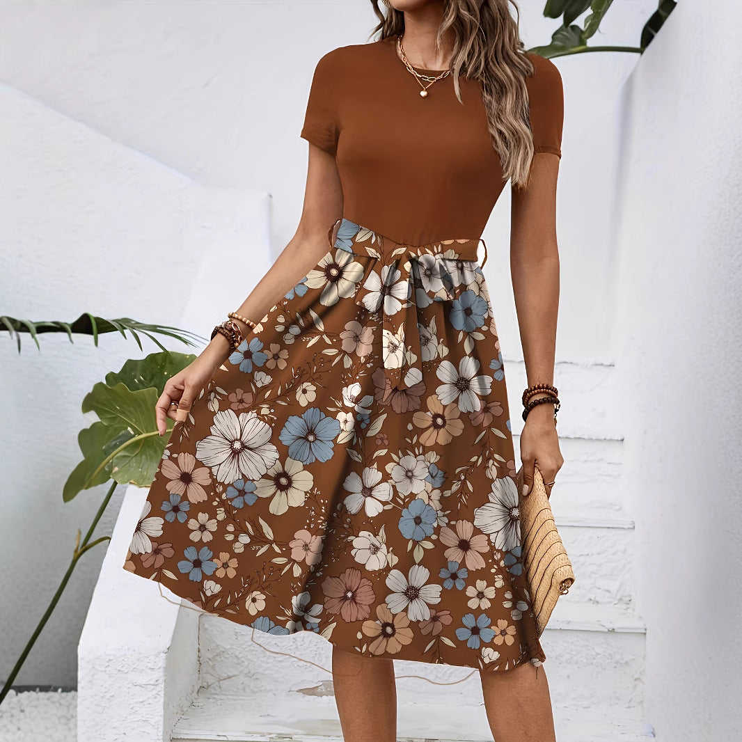 Damen Midikleid mit floralem Design und tailliertem Schnitt Sovae