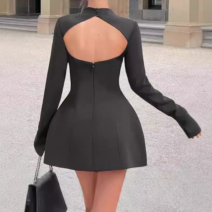 Damen Elegantes Mini-Kleid mit hochgeschlossenem Hals und ausgestelltem Saum Sovae