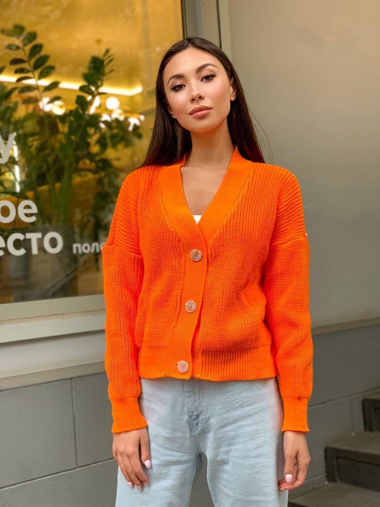 Damen Großer Strickcardigan mit Knopfdetail und V-Ausschnitt Sovae