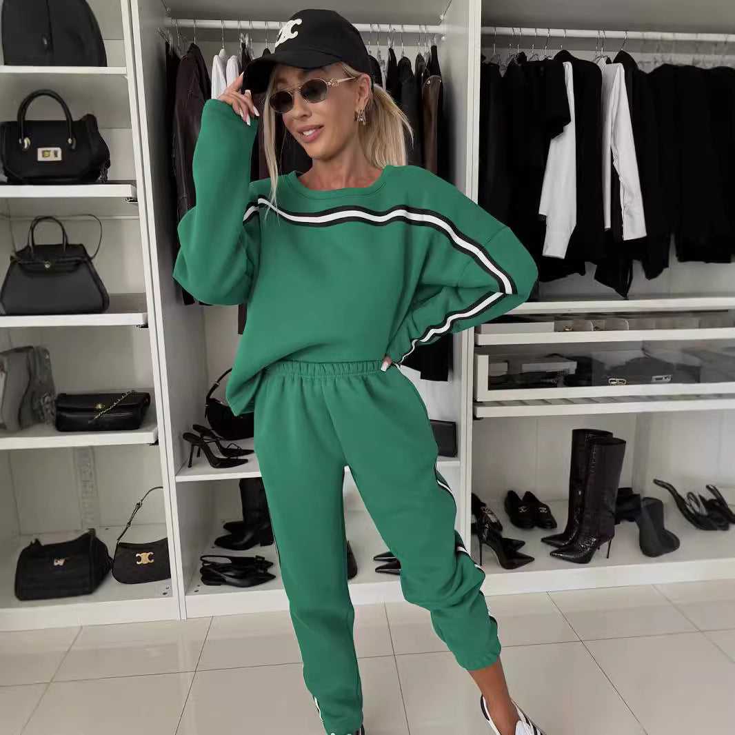 Damen sportliches Loungewear-Set mit seitlichen Streifen Sovae