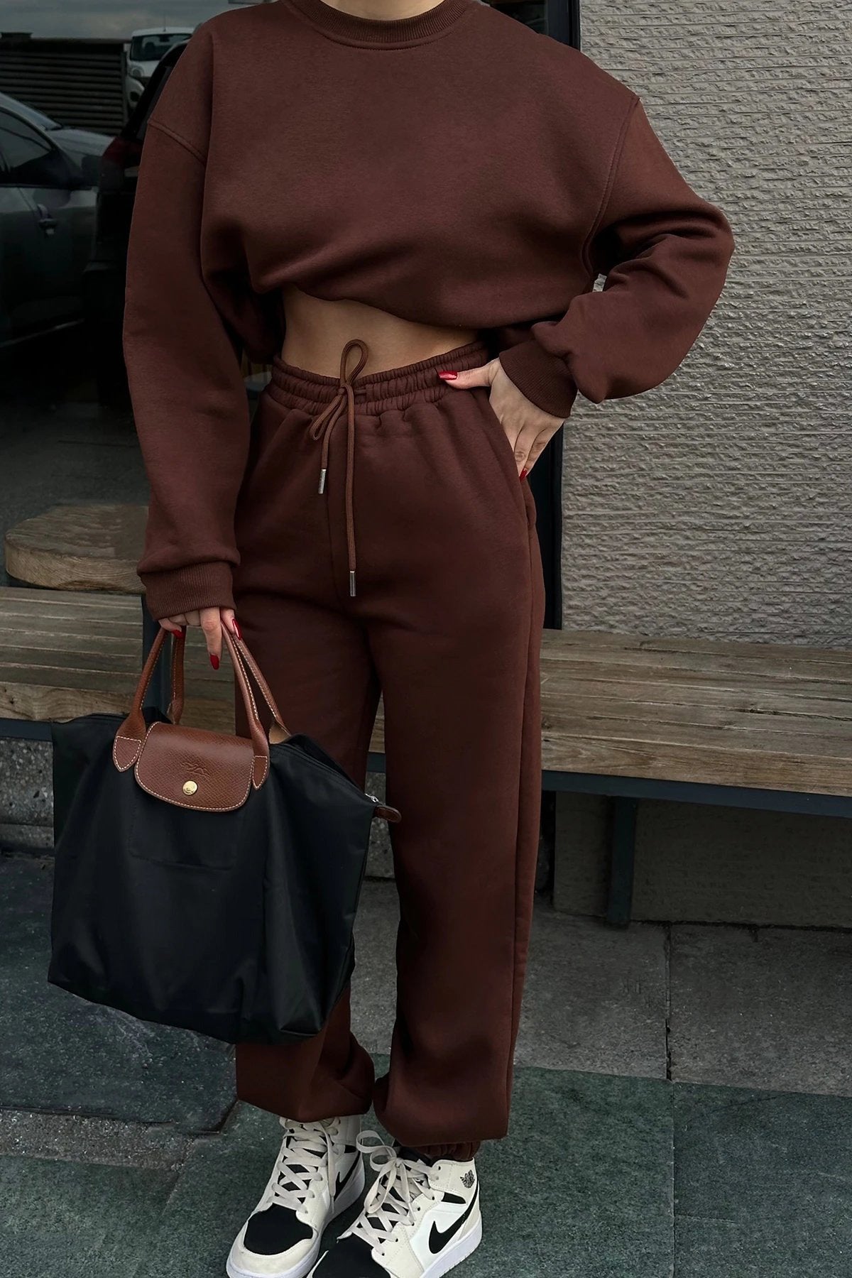 Damen elegantes und lässiges Zweiteiler-Set mit bequemem Cropped-Sweatshirt und weiten Jogginghosen Sovae