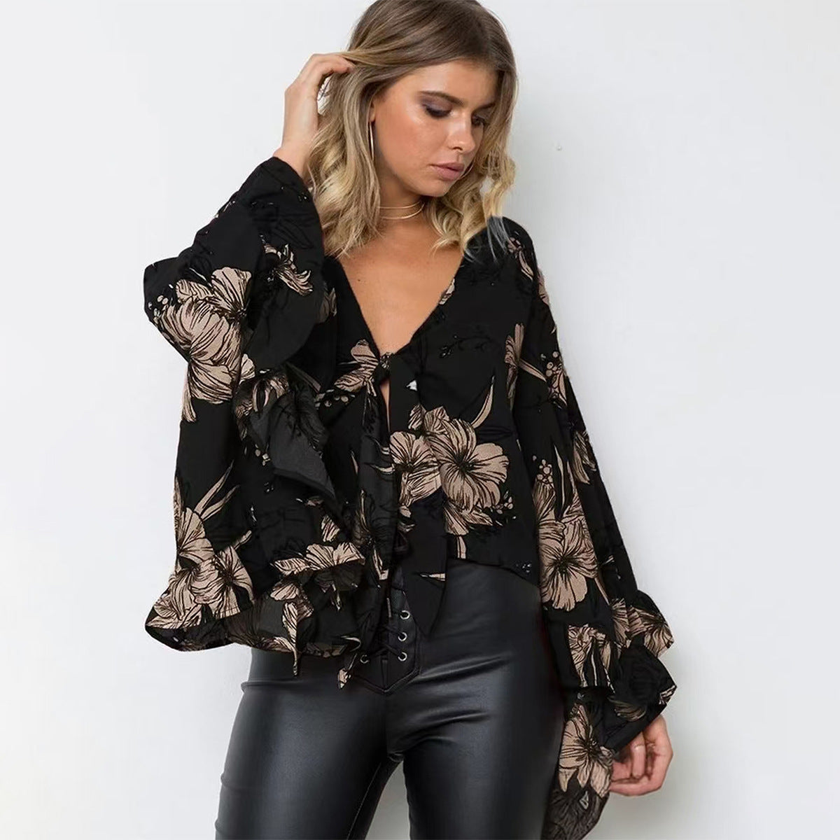 Damen elegante Bluse mit Volant und Blumenmuster Sovae