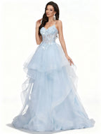 Sovae | Elegantes Ärmelloses Abschlusskleid mit Applikationen und Lagenrock